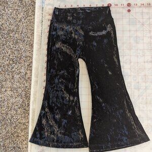Best Day Ever Kids Girl's 4T black crushed velour bell bottoms, runs large